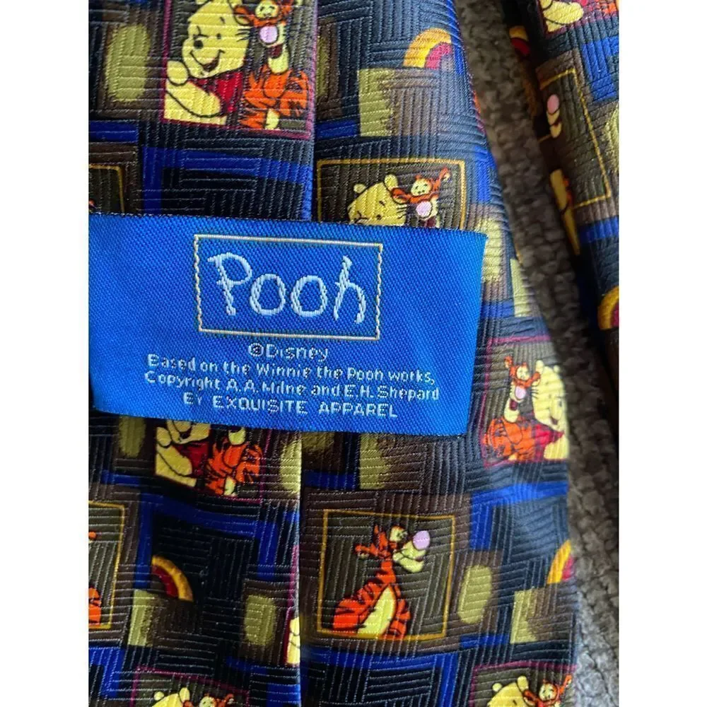 Disney Winnie the Pooh and Tigger men’s necktie good condition